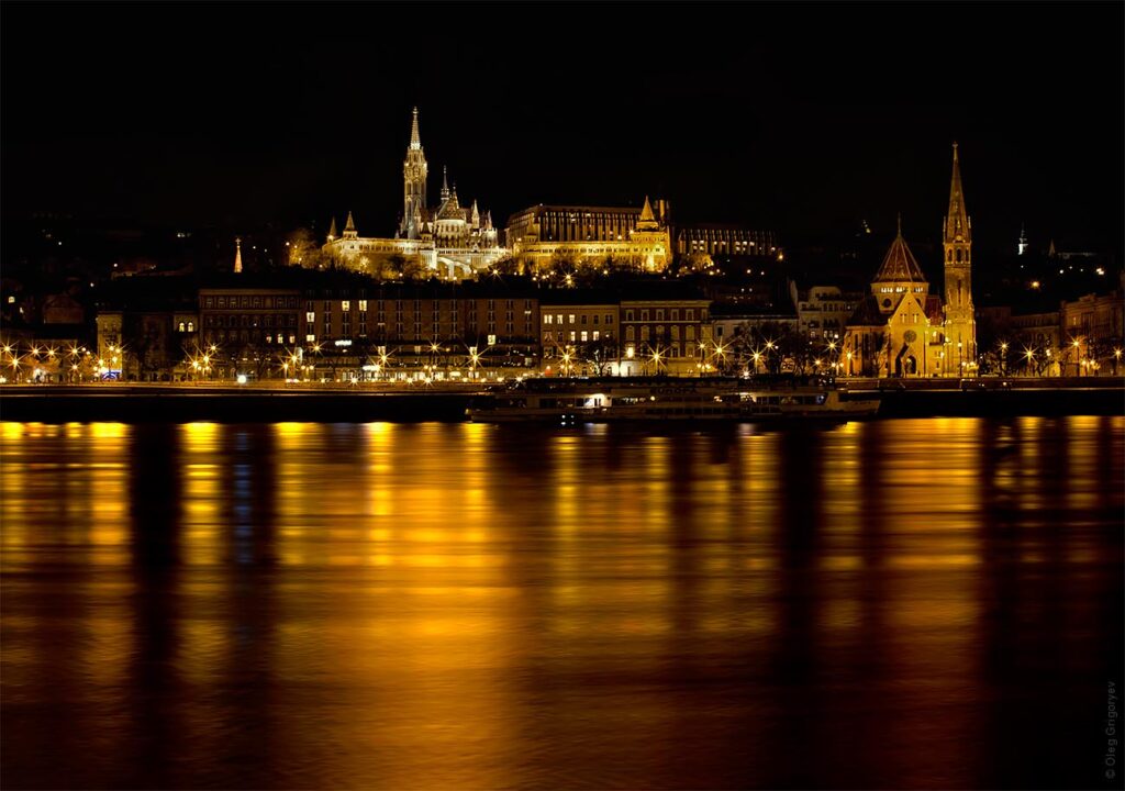 Вид цепной мост Будапешт