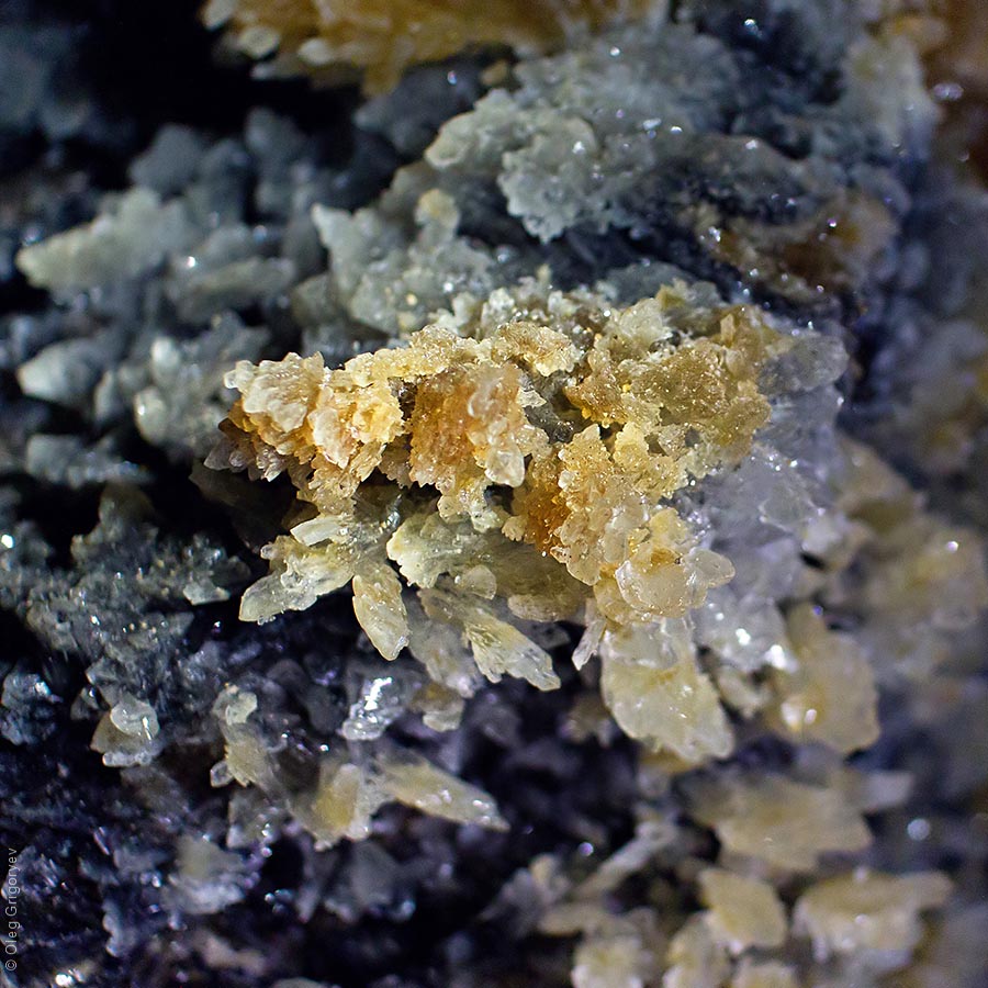 Crystals stalactites stalagmites photo