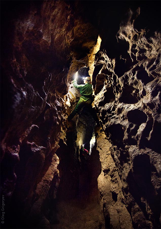 Млынки гипсовая пещера