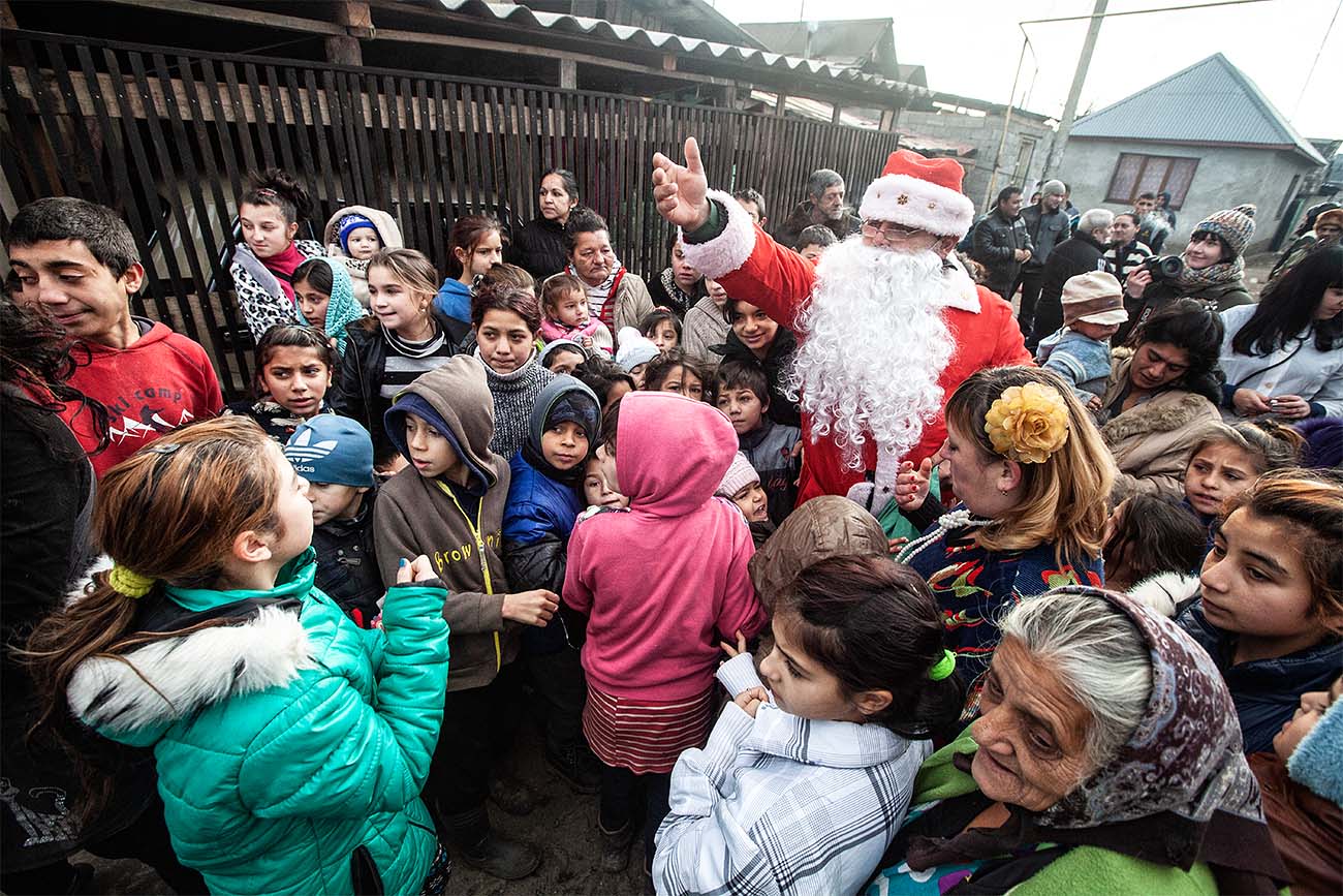 Roma settlement photo report